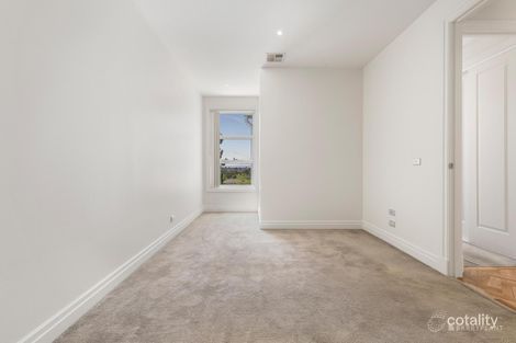 Property photo of 18/885-889 Doncaster Road Doncaster East VIC 3109