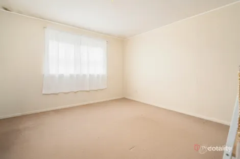 Property photo of 16 Rowan Avenue Uralla NSW 2358