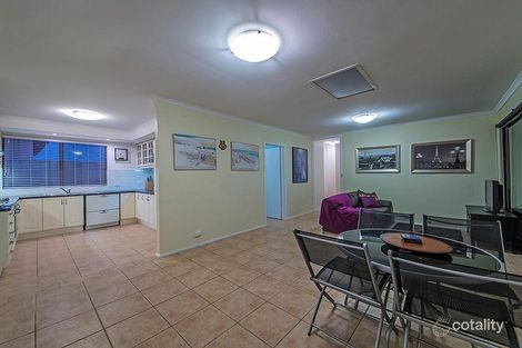 Property photo of 36 Kallaroo Place Kallaroo WA 6025