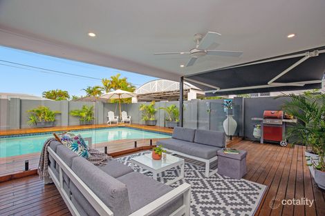 Property photo of 9 Saint Nicholas Street Runaway Bay QLD 4216