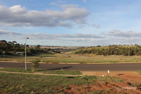 30 Ramsay Cres, Darley, VIC 3340