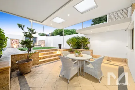 10/31 Preston Point Rd, East Fremantle, WA 6158