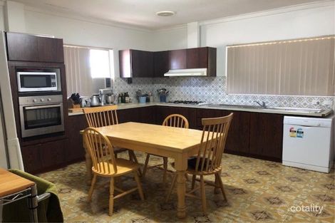 Property photo of 8 Hope Road Ardross WA 6153
