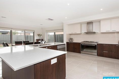 Property photo of 27 Aria Boulevard Plumpton VIC 3335