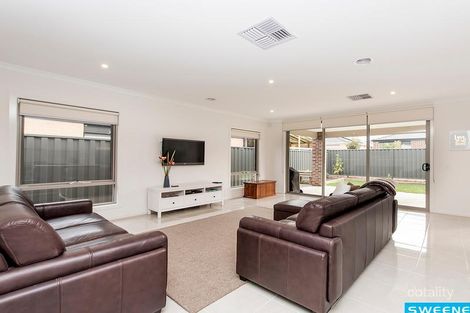 Property photo of 27 Aria Boulevard Plumpton VIC 3335