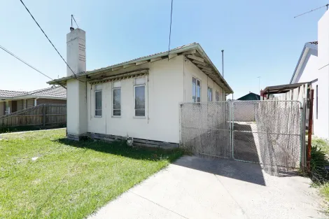 3 Oak Ave, Doveton, VIC 3177