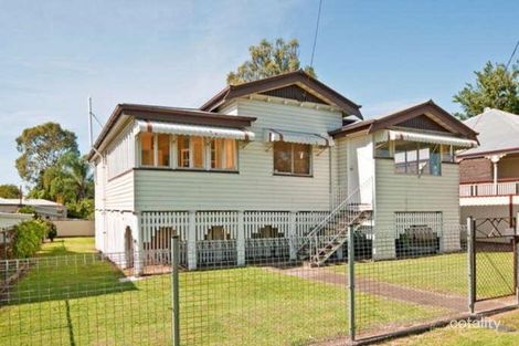 23 Pine St, North Ipswich, QLD 4305