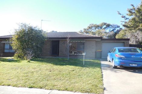 2/1 Jeffrey Ave, Flora Hill, VIC 3550