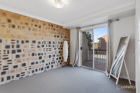 Property photo of 4/240 Spring Street Kearneys Spring QLD 4350