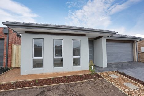 37 Shearwater Dr, Armstrong Creek, VIC 3217