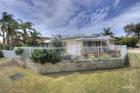 Property photo of 17 Allamanda Way Halls Head WA 6210