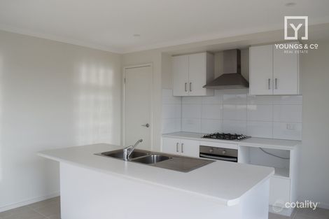 Property photo of 11 Wollemi Drive Shepparton North VIC 3631