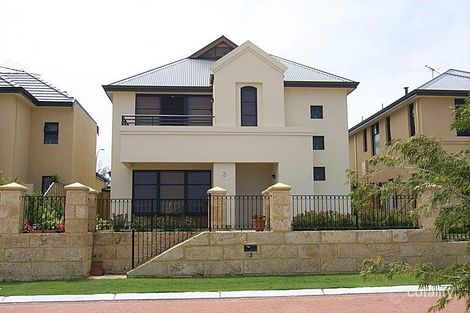 3 Halliday Gr, Hillarys, WA 6025