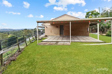 Property photo of 94-96 Francis Close Kooralbyn QLD 4285