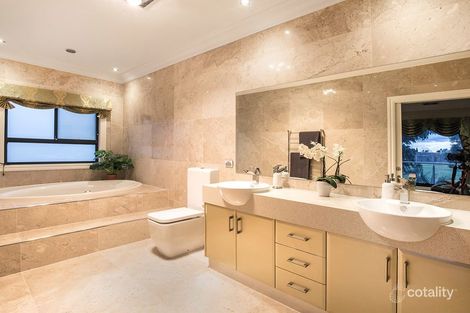 Property photo of 102 Rachelle Road Keilor East VIC 3033