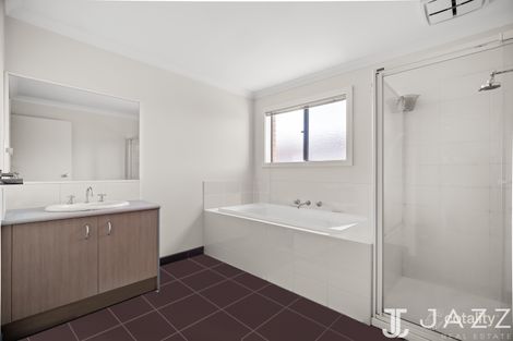 Property photo of 13 Maddock Street Point Cook VIC 3030