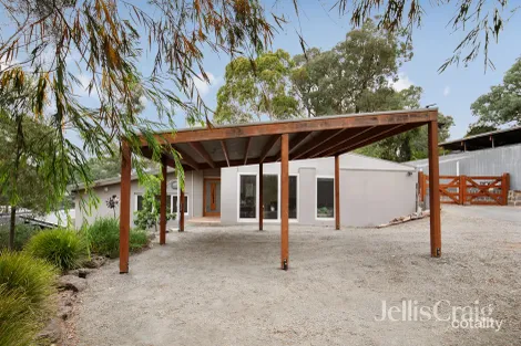 9 Valias St, North Warrandyte, VIC 3113