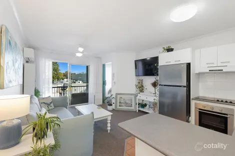 10/3-5 Barranbali St, Surfers Paradise, QLD 4217