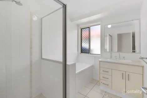 Property photo of 20 Bolte Crescent Kallangur QLD 4503