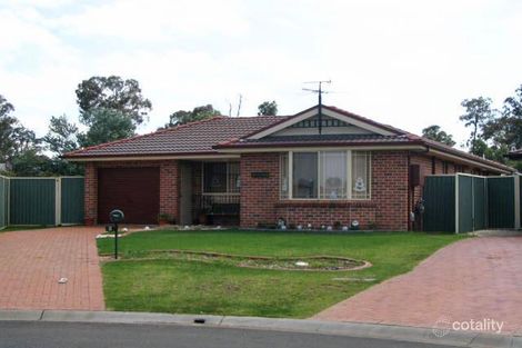 8 Andrew Thompson Pl, Colyton, NSW 2760