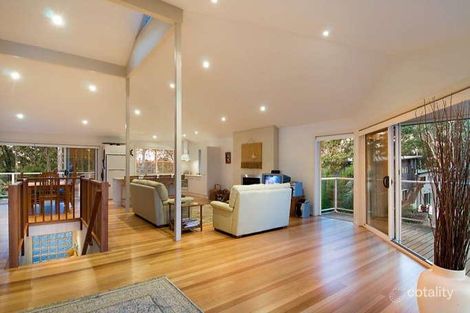 Property photo of 8 Warri Crescent Macmasters Beach NSW 2251