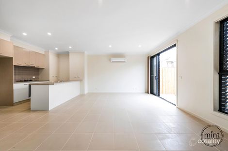 Property photo of 26 Coupling Way Glenroy VIC 3046