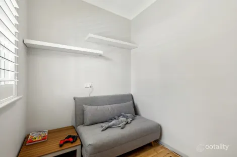 Property photo of 18 Petrel Avenue Encounter Bay SA 5211
