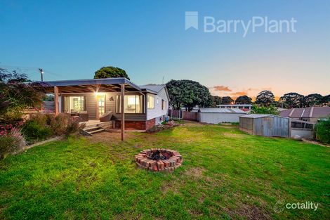 Property photo of 5 Colin Street Drouin VIC 3818