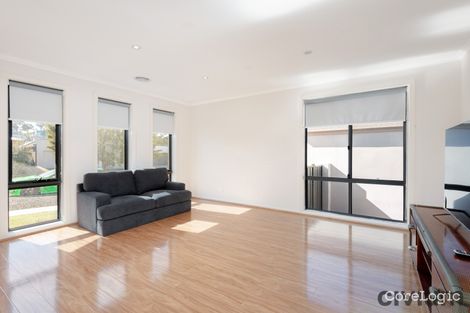 Property photo of 11 Pearl Gibbs Circuit Bonner ACT 2914