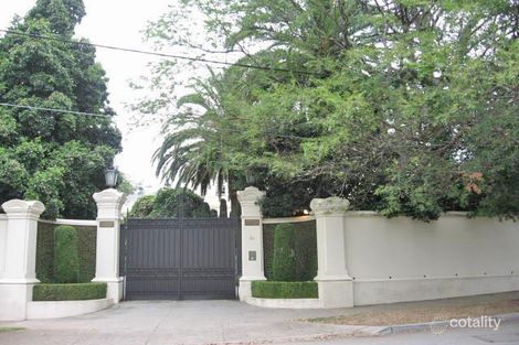 Property photo of 2A Whernside Avenue Toorak VIC 3142