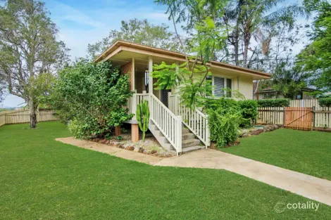 17 Eyre St, Leichhardt, QLD 4305