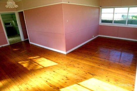 Property photo of 19 Pine Avenue Davistown NSW 2251