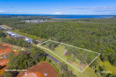 Property photo of 381 John Oxley Drive Thrumster NSW 2444