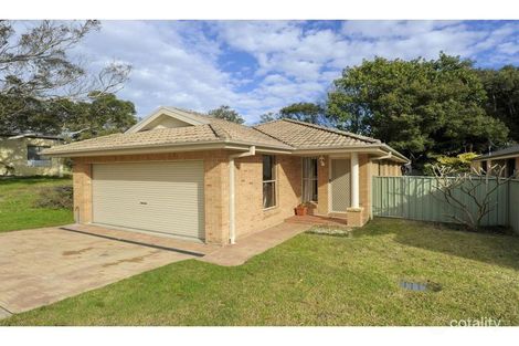 19 Biscay Cl, Anna Bay, NSW 2316