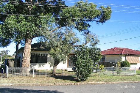 24 Kambala Cres, Fairfield West, NSW 2165