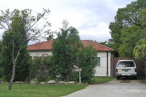 32 Napoleon Rd, Greenacre, NSW 2190