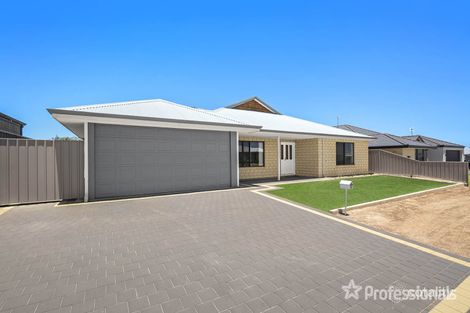 18 Beachcomber Hill, Glenfield, WA 6532