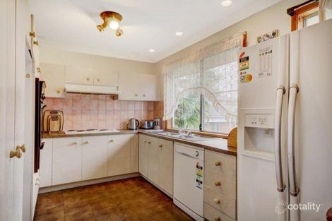 Property photo of 42 Rushton Drive Kanahooka NSW 2530
