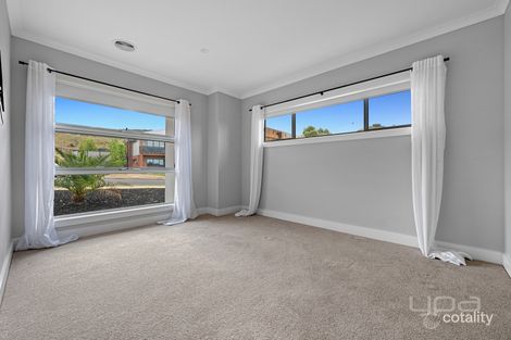 Property photo of 29 Ramsay Crescent Darley VIC 3340