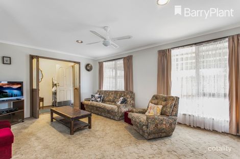 Property photo of 2 Adele Close Narre Warren VIC 3805