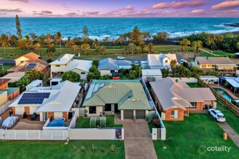25 Oceanview St, Bargara, QLD 4670