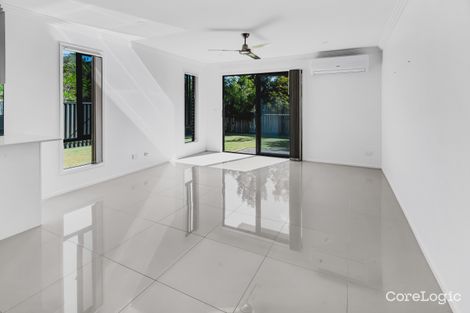 Property photo of 1/18 Tian Crescent Upper Coomera QLD 4209