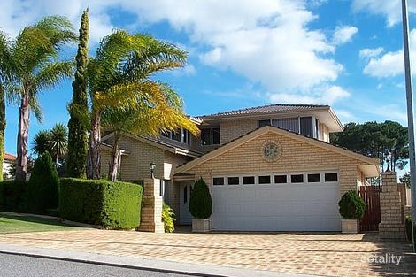 68 Riley Rd, Kardinya, WA 6163