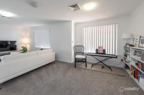 Property photo of 14B Hibernia Rise Sorrento WA 6020