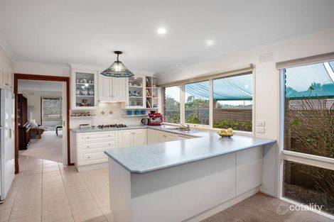 Property photo of 23 Holyrood Crescent Ringwood VIC 3134