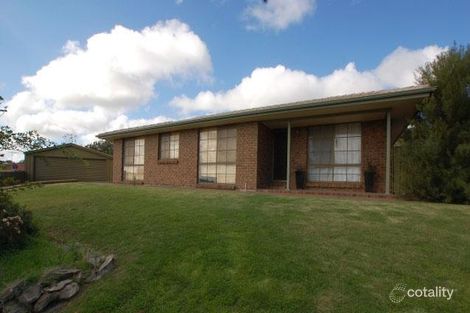 5 Santana Ct, Hallett Cove, SA 5158