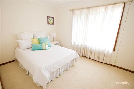 Property photo of 4/124 Hoffmans Road Essendon VIC 3040