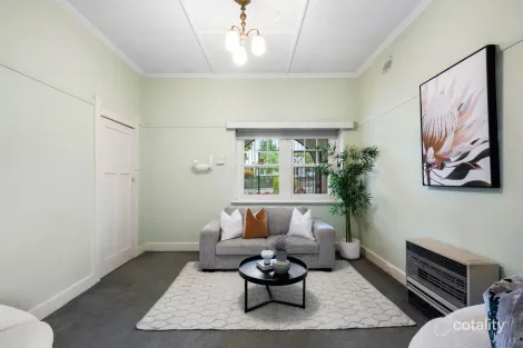 Property photo of 170 Atherton Road Oakleigh VIC 3166