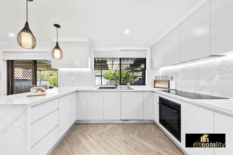Property photo of 16 Pirie Close Wakeley NSW 2176