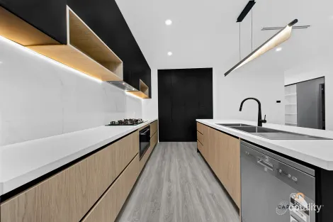 Property photo of 6 Bracegirdle Drive Mickleham VIC 3064